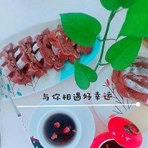 配上玫瑰花茶，分分钟一个进肚