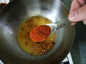 辣椒粉一小勺