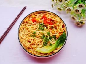 酸爽可口，汤汁融入了番茄鸡蛋的味道，超好吃～