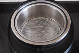 我用的是蒸的方法，吃起来更加爽口，这个设计理念也能过滤掉大部分的糖，吃起来更健康。