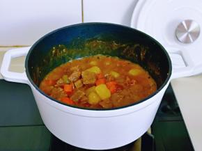 大火收汤，汤汁浓郁即可关火。