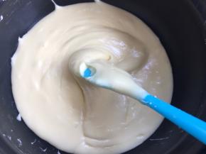 再搅拌至顺滑细腻
