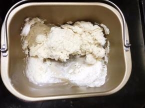 面包机启动揉面30分钟