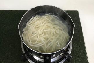 煮6～7分钟至熟即可捞出。