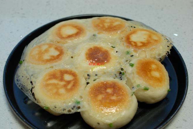 鸡肉萝卜水煎包