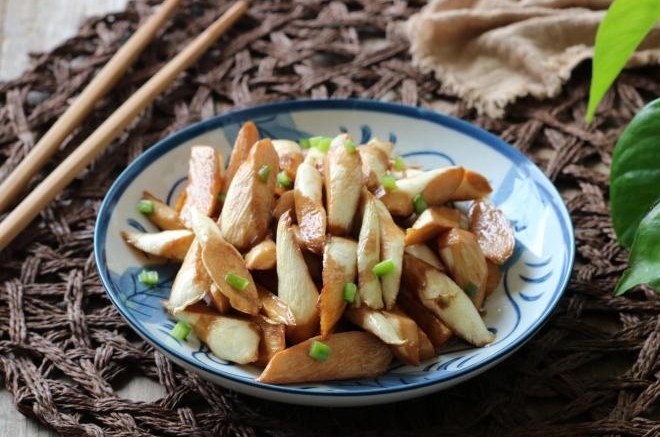 油焖茭白