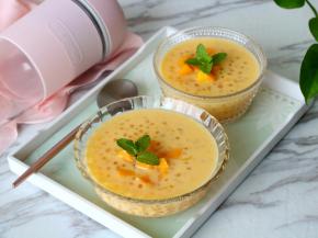 芒果甜度高，不需要加糖，如果口味偏甜，可以适量的加一点糖或者蜂蜜