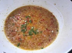 加入生抽烧开，撒入葱花即可