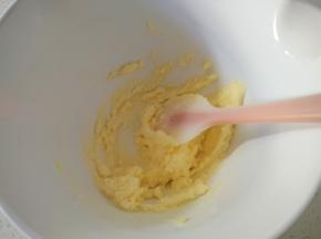 拌均匀，无需打发。