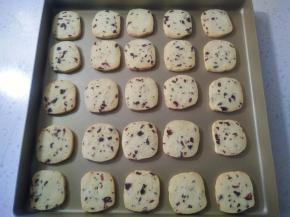 四周微微上色即可。