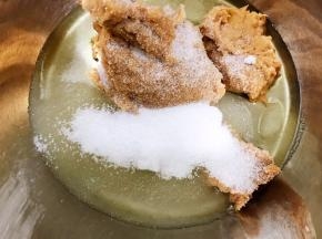 加入细砂糖