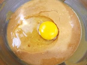 打入一个鸡蛋