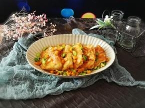 出锅了  盛入盘中  香味浓郁