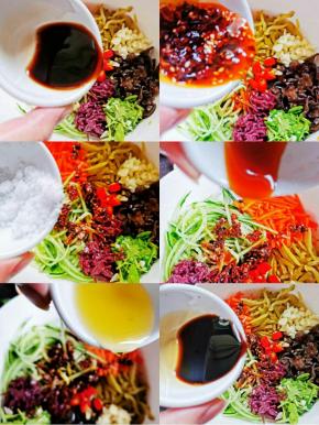 把适量的盐。陈醋。红油辣子，酱油，蚝油，亚麻籽油，放下去搅拌均匀。