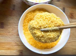 裹上一层面包糠