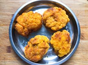 两面煎至金黄即可