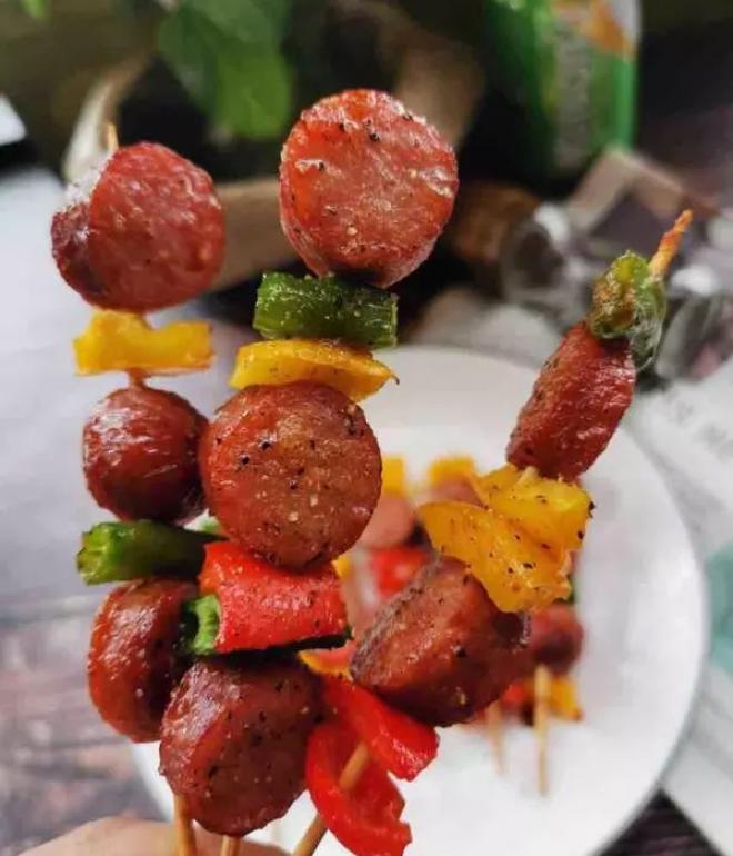 教你夏季不用开火做法式黑椒烤牛肉肠