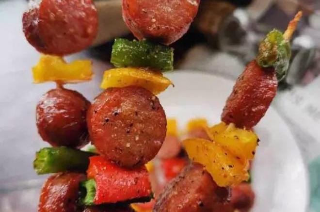 教你夏季不用开火做法式黑椒烤牛肉肠