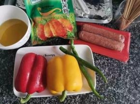 准备食材，竹签提前洗干净晾干备用
