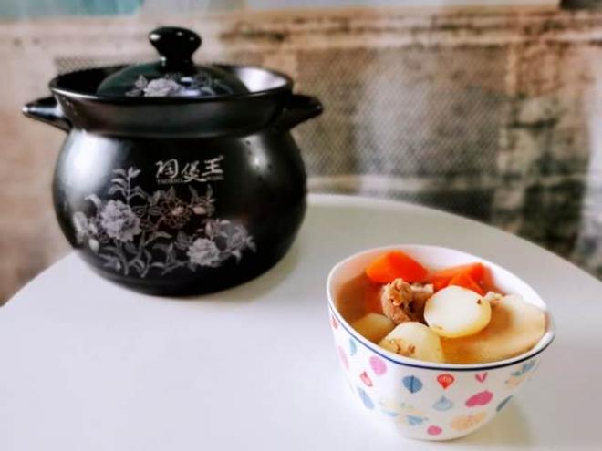 让你想再来一碗的马蹄胡萝卜骨头汤