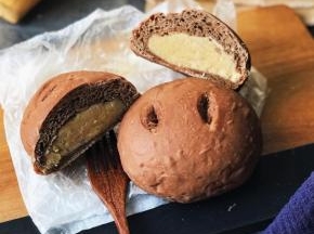 .吃不完的面包室温温度时就装袋密封保存，可室温2天或冷冻2周。
成品