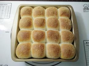 取出放在网架上晾晾。