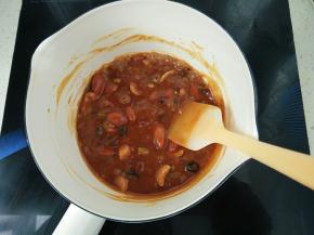 搅拌均匀关火。