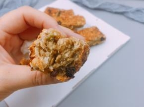 外面脆脆，里面绵绵糯糯的口感，配上一杯咖啡，下午茶首选