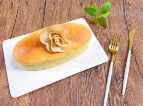 脱模放入冰箱冷藏几个小时再食用