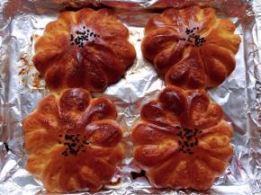 入烤箱170度烤15分钟，取出晾温