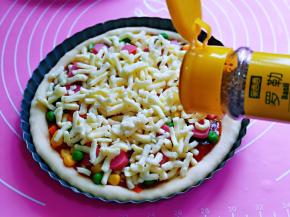 最后撒上罗勒碎。