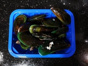青口洗净