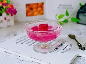 凉后凝固了就可以食用。