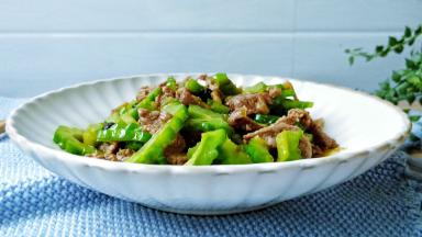 平时不爱吃苦瓜的孩子，今天都光盘了。