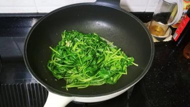 翻炒均匀