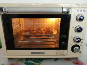 上下火170度烤25分钟左右。