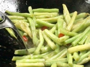 开盖后翻炒均匀