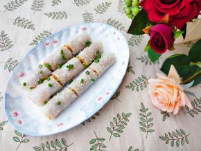 最后别忘了放上辣椒酱哦。