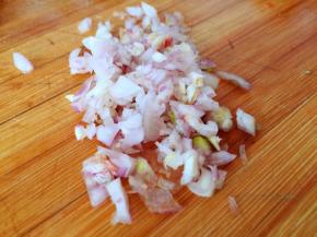 毛葱切碎