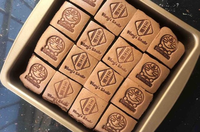 8寸可可味古早蛋糕，可自由切换各口味