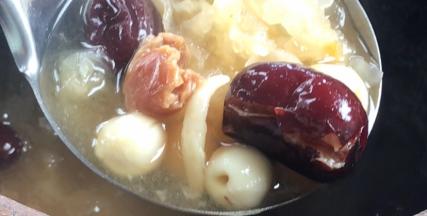 熬煮至汤汁浓稠即可