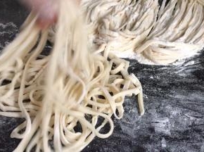 抖散开就是面条了