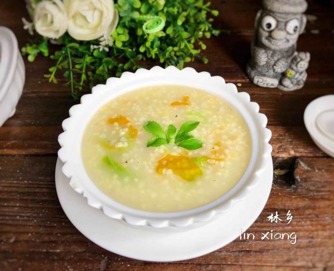 南瓜花虾米粥