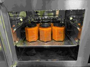 放入蒸箱里蒸20～30分钟即可。