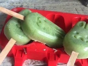 取出冰棒，脱模