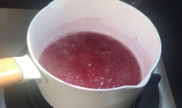 继续熬煮10分钟