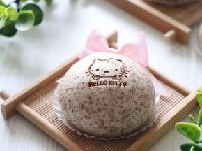用一个火烧模块，烙了一个可爱的图案装饰了一下。