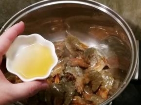 放入黄酒
