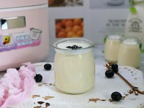 健康无添加的酸奶，吃的放心。