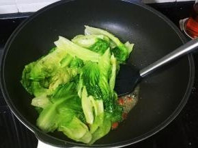 全程大火快速炒均匀至熟透即可